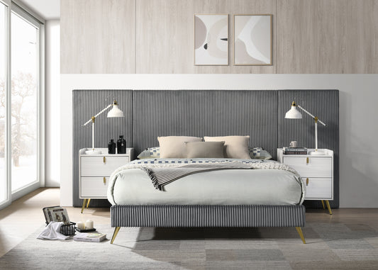 Queen Bed in Gray Fabric - Stylish Comfort for Modern Bedrooms
